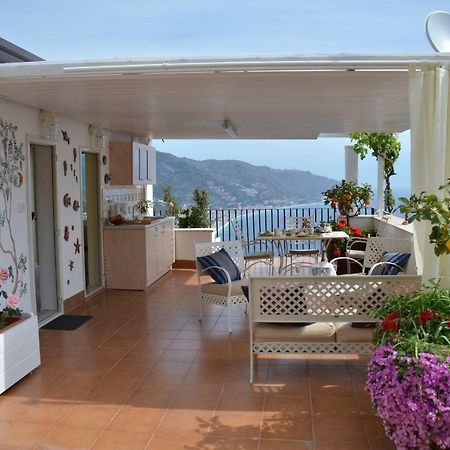 L'Attico Bed and Breakfast Taormina Exteriör bild
